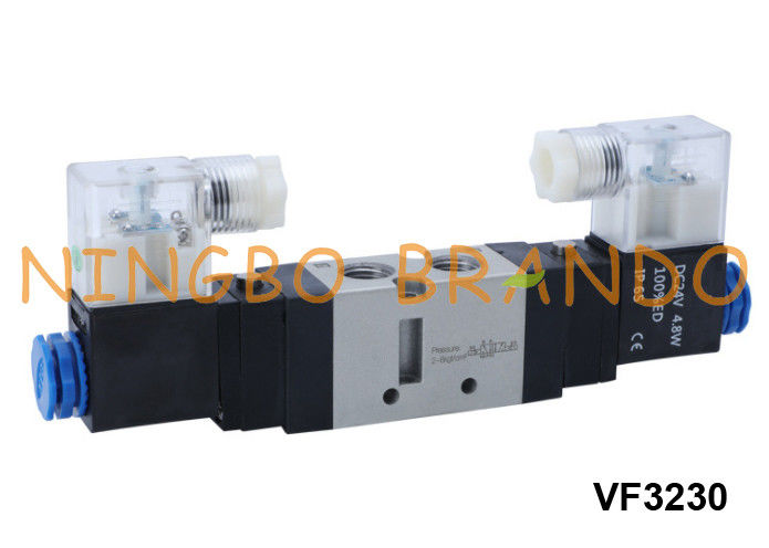 Tipo modo pneumatico di VF3230 SMC dell'elettrovalvola a solenoide dell'aria 5/2 24 volt 220 volt